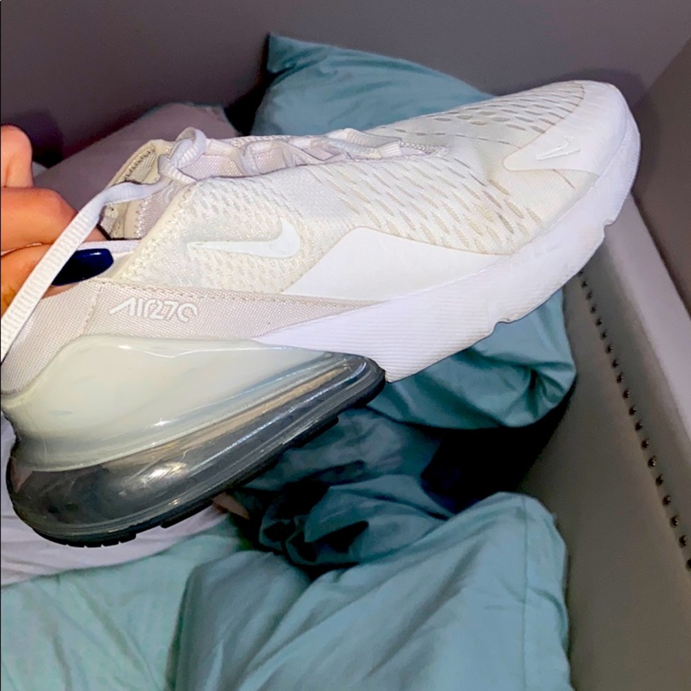 nike air max 270s